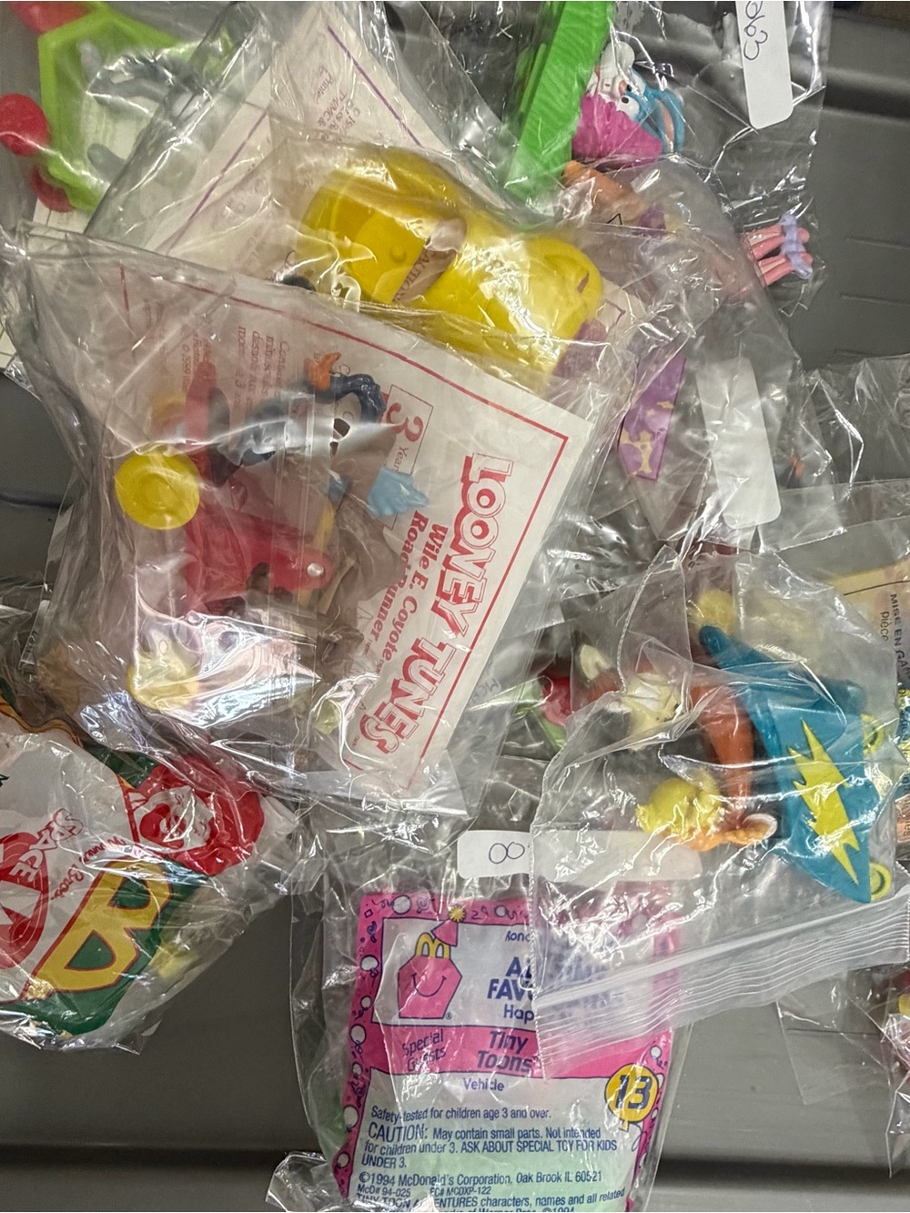 Lot of 18 Looney Tunes McDonald’s Toys